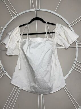 White House Black Market WHBM White Indie Cold Shoulder Blouse